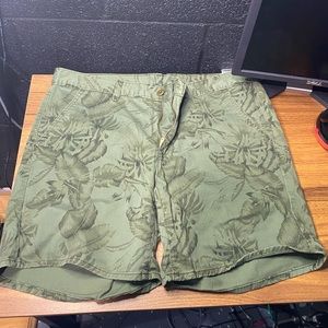 Levi’s shorts